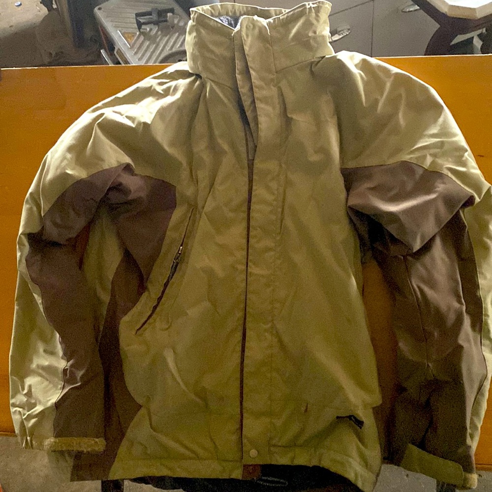 Men’s size medium Patagonia coat